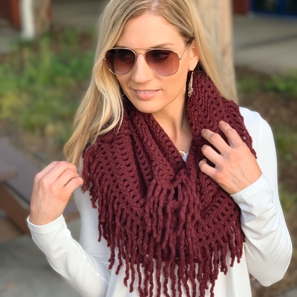 AUTUMN AIR INFINITY SCARF-BURGUNDY - Picture 5 of 6
